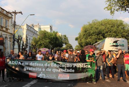 Uma proposta de reforma sindical foi apresentada, nesta semana, na Câmara dos Deputados c